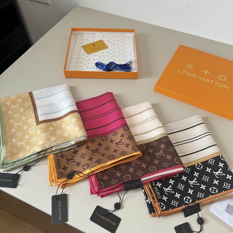 LV silk scarf hm39